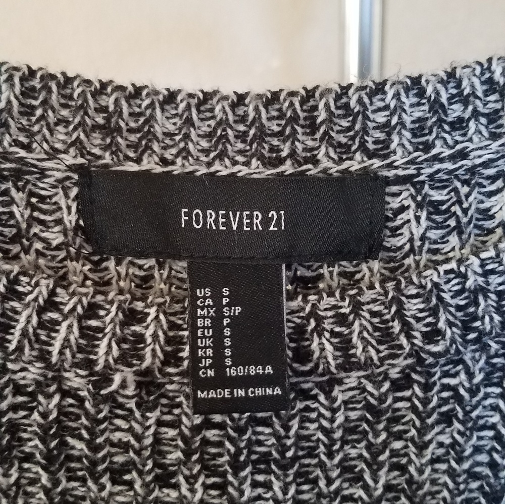 Sweater - Picture 3 of 4